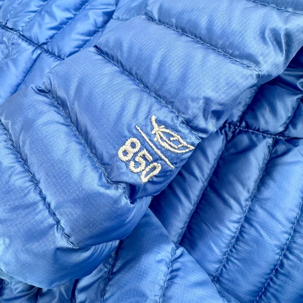 L.L.BEAN jacket women’s ultralight 850 DOWN HOODED SWEATER JACKET BLUE zip M